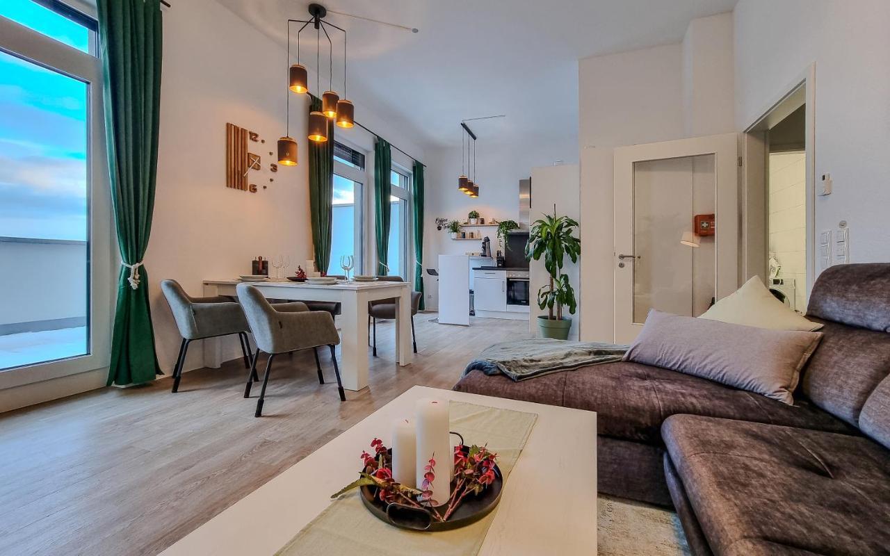 Wiluka Penthouse Mit Grosser Dachterasse Nachhaltig Eingerichtet Netflix Limburg an der Lahn Luaran gambar